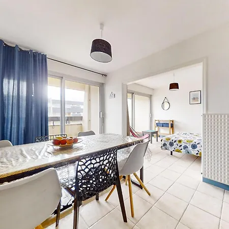 2 Bedroom Cozy In Apartman Quiberon