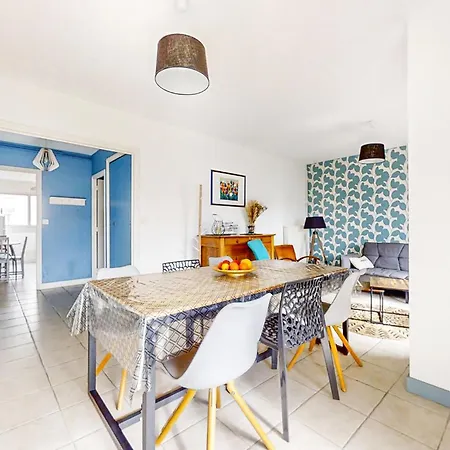 2 Bedroom Cozy In * Quiberon